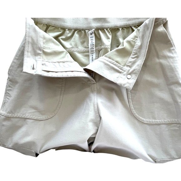 LULULEMON Women's Size 27 Bone Cream Utilitech Cargo Pocket Zip High-Rise Pants - Picture 6 of 7